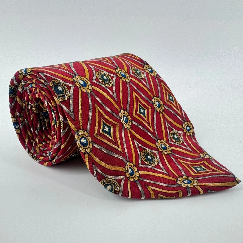 The Metropolitan Museum of Art Silk Necktie Floral Medallion‎ Burgundy